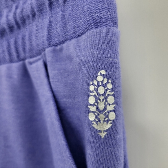 Free People Movement Sunny Skinny Sweats Joggers Violet LARGE NWT - Picture 4 of 16